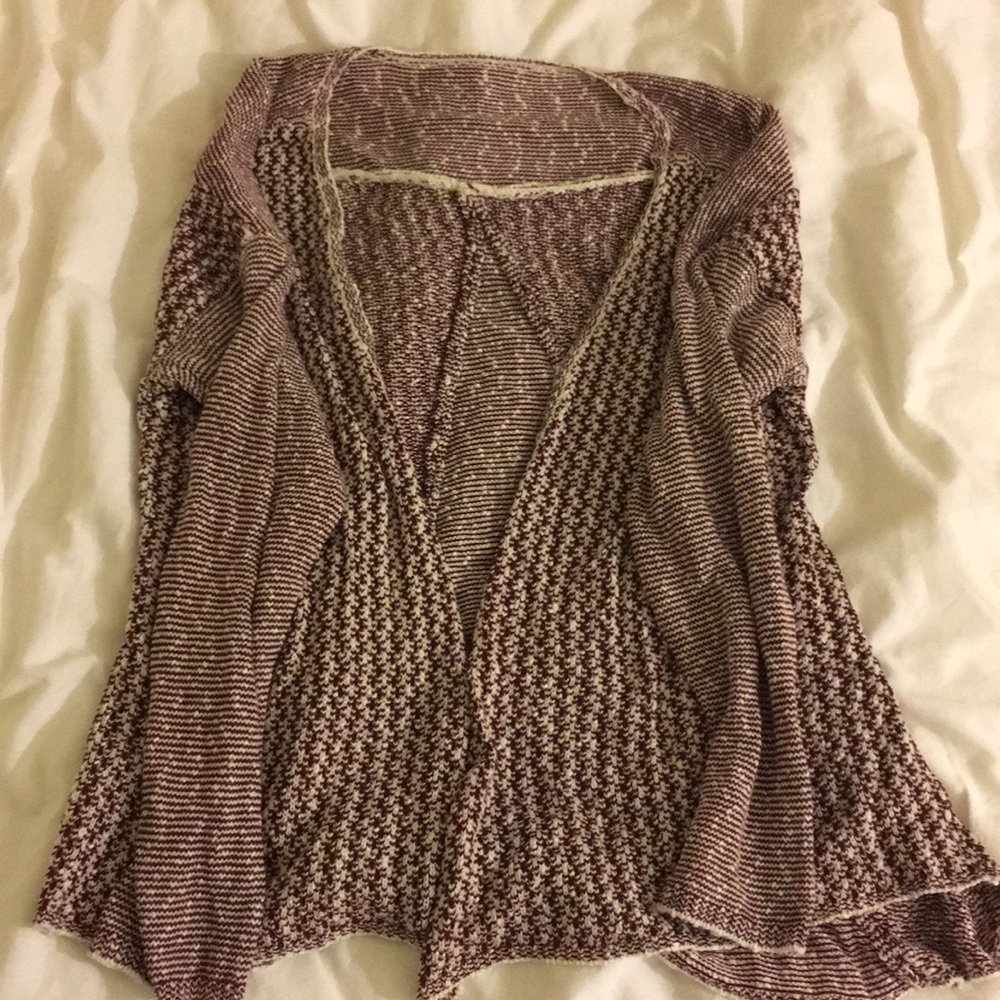 Marled maroon open cardigan